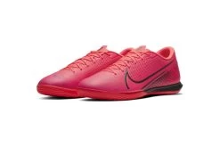 Nike Voetbalschoen Mercurial Vapor 13 Academy IC Rood/zwart -Winkel voor professionele voetbaluitrusting 36174936 3