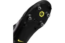 Nike Voetbalschoen Premier II Anti-Clog Traction SG-PRO Zwart -Winkel voor professionele voetbaluitrusting 36641950 3