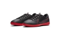 Nike Voetbalschoen Mercurial Vapor 13 Academy IC Zwart/rood KIDS -Winkel voor professionele voetbaluitrusting 36651650 3