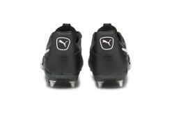 Puma King Platinum 21 MxSG Voetbalschoen Zwart/wit -Winkel voor professionele voetbaluitrusting 37092342 5