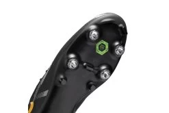 Nike Phantom GT2 SG-Pro AC Voetbalschoen Zwart/goud -Winkel voor professionele voetbaluitrusting 37103950 6