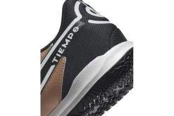 Nike Tiempo Legend 9 Academy IC Voetbalschoenen Metallic Copper/off Noir/photon Dust/wit Heren -Winkel voor professionele voetbaluitrusting 37104005 5