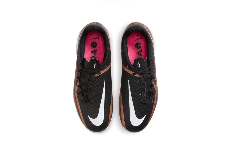 Nike Jr. Phantom GT2 Academy IC Zwart/koper KIDS 4 Nike Jr. Phantom GT2 Academy IC Zwart/koper KIDS - Afbeelding 4