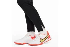 De Nike Therma-FIT Academy Winter Warrior Trainingsbroek Zwart KIDS -Winkel voor professionele voetbaluitrusting 37104262 5