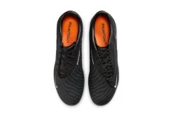 Nike Phantom GX Academy IC Voetbalschoen Zwart -Winkel voor professionele voetbaluitrusting 37107704 4