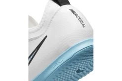 Nike Jr. Zoom Mercurial Vapor 15 Academy IC Voetbalschoenen Wit/Pink Blast/Baltic Blue KIDS 9 Nike Jr. Zoom Mercurial Vapor 15 Academy IC Voetbalschoenen Wit/Pink Blast/Baltic Blue KIDS -Winkel voor professionele voetbaluitrusting 37107735 5