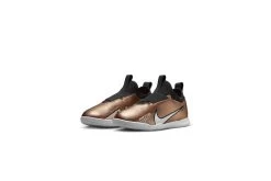 Nike Jr. Zoom Mercurial Vapor 15 Academy IC Voetbalschoenen Metallic Copper KIDS -Winkel voor professionele voetbaluitrusting 37109192 3