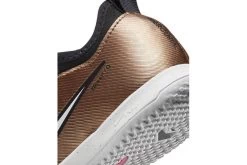 Nike Jr. Zoom Mercurial Vapor 15 Academy IC Voetbalschoenen Metallic Copper KIDS -Winkel voor professionele voetbaluitrusting 37109192 5