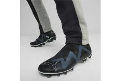 Puma FUTURE Match Create FG/AG Voetbalschoen Zwart -Winkel voor professionele voetbaluitrusting 37111948 5