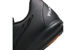 Nike Phantom GX Club IC Voetbalschoen Zwart -Winkel voor professionele voetbaluitrusting 37112210 4